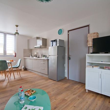 Superlogis Troyes - Le Cadre Vert - Studio Grand Confort - Netflix - Parking Saint-Julien-les-Villas エクステリア 写真