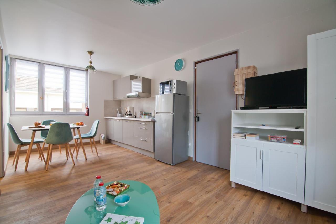 Superlogis Troyes - Le Cadre Vert - Studio Grand Confort - Netflix - Parking Saint-Julien-les-Villas エクステリア 写真